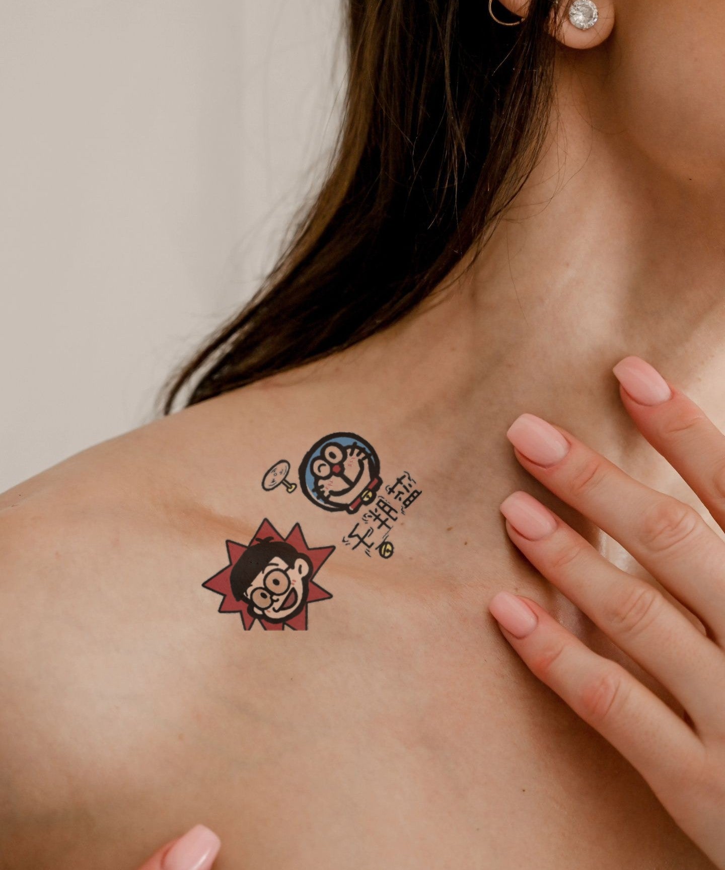 Pop Art Monkey Star hand-drawn temporary tattoo — animal subject, suited for collarbone placement. Waterproof, plant-based, 3–7 day wear. By LastingDays indie artist collective.